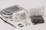 Nikon COOLPIX S6900 16MP 12x Compact Camera White w/ Nikon Case B933