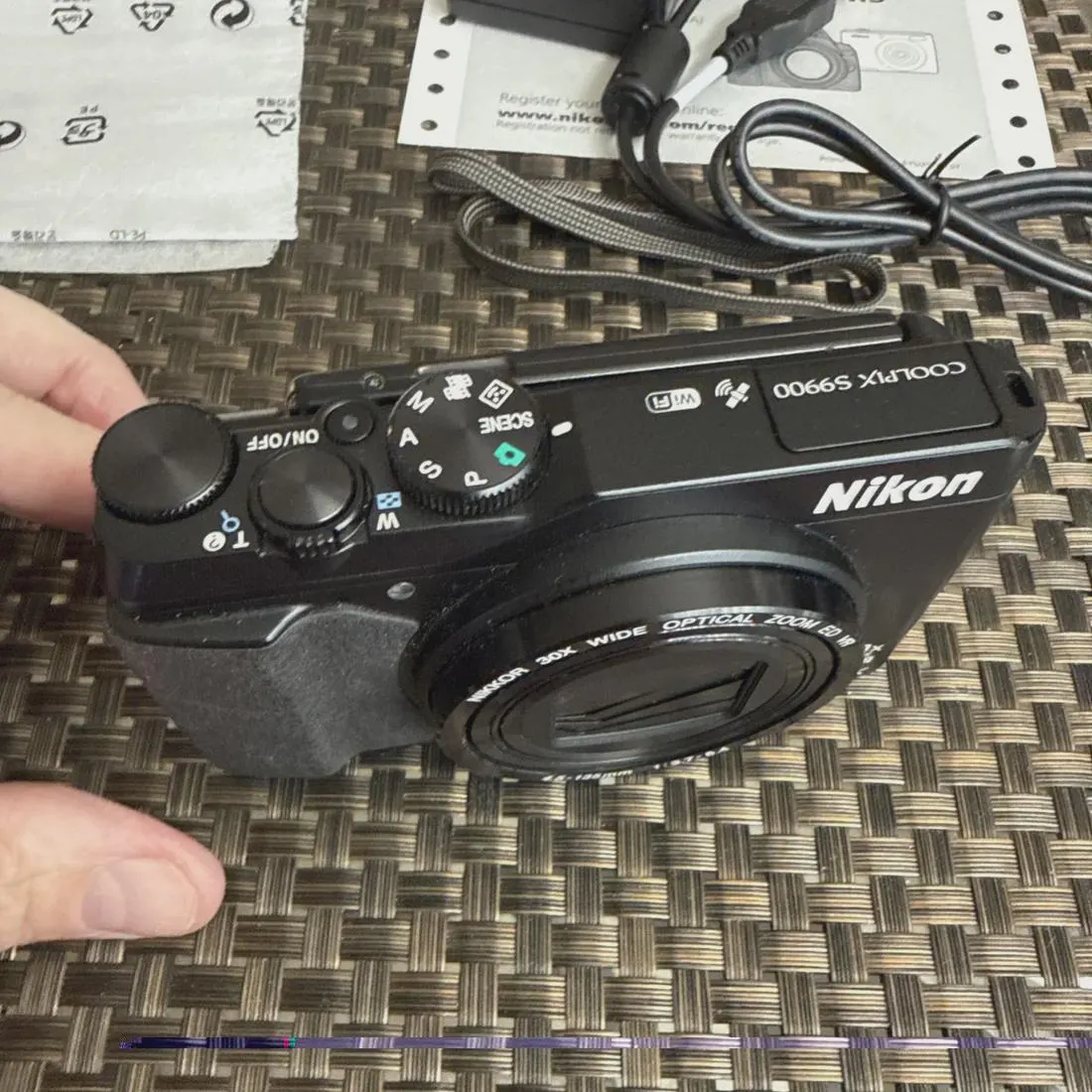 Nikon Coolpix S9900 16MP Wi-Fi GPS 30x Zoom Camera CIB Excellent