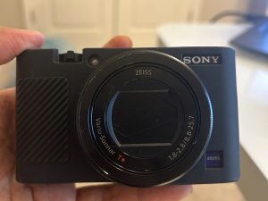Sony DSC-RX100 III 20.1 MP Digital Camera 2.9 x Optical Zoom
