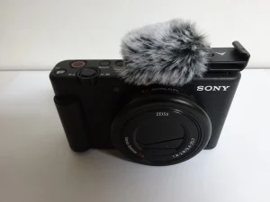 SONY ZV-1 20.1MP VLOGGING Digital Camera NICE